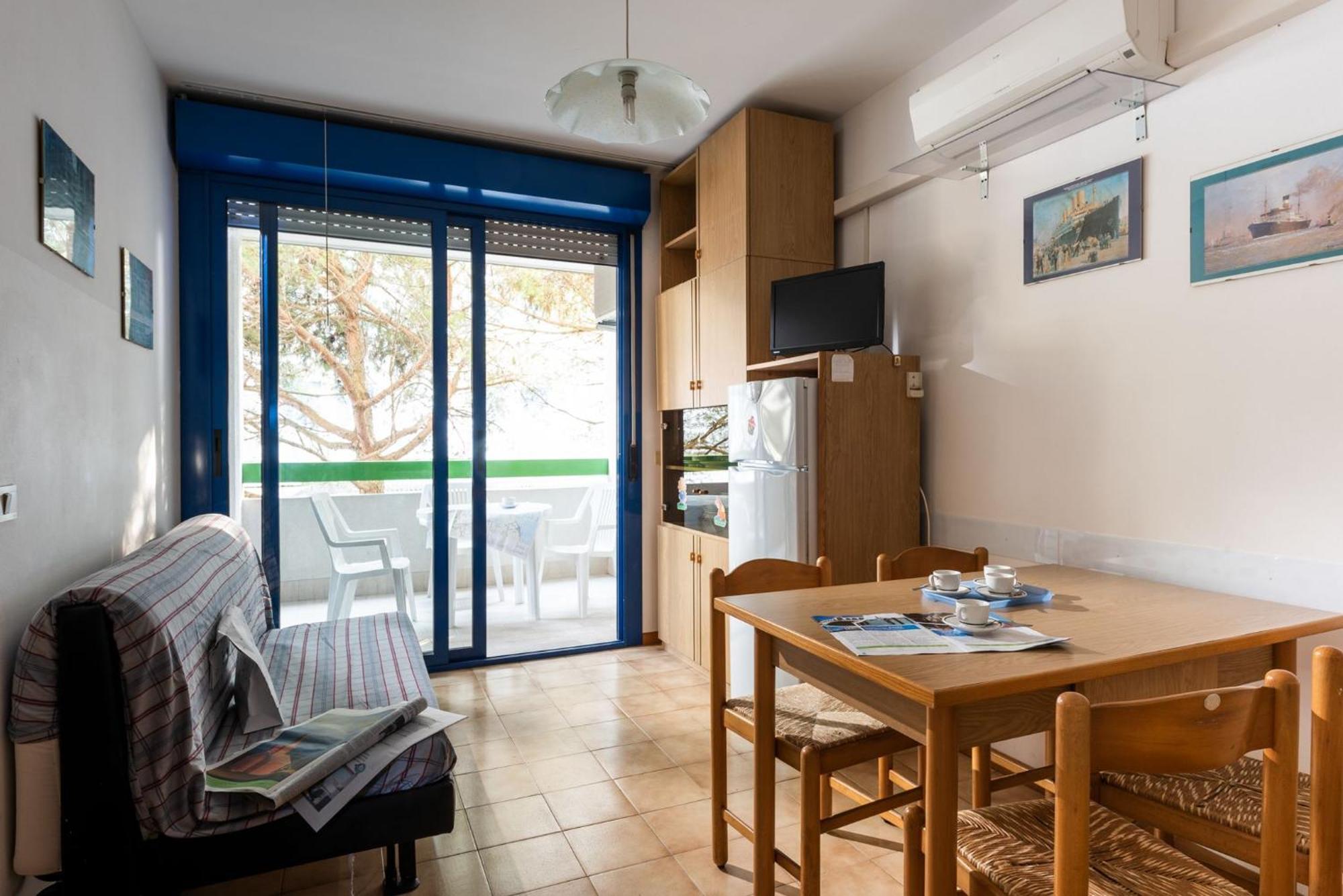 Cozy Flat In The Area In Appartamento